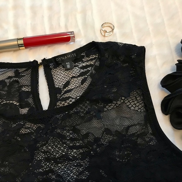 SMALL BLACK LACE BODYSUIT BY DYNAMITE - Picture 4 of 13